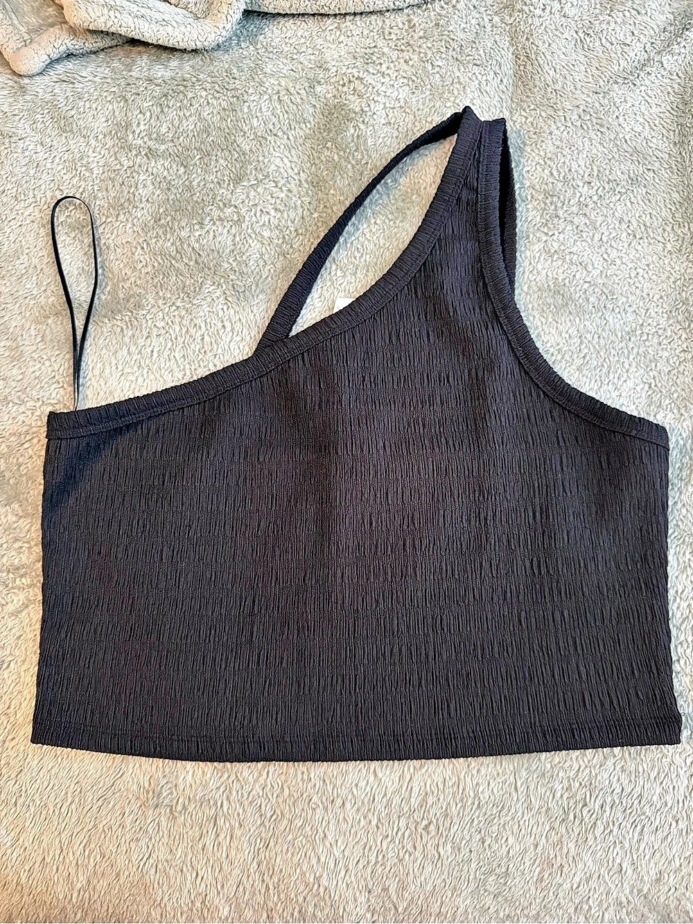 American Eagle Outfitters AE Cropped One-Shoulder Tank Top Black